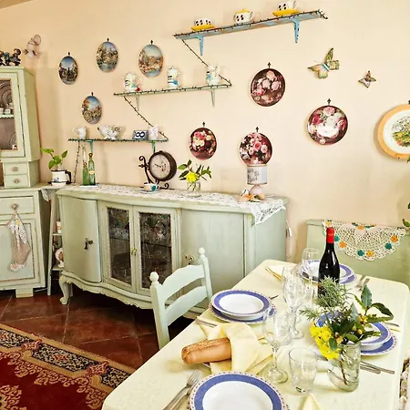 Stasera A Casa Di Anna Bed & Breakfast *